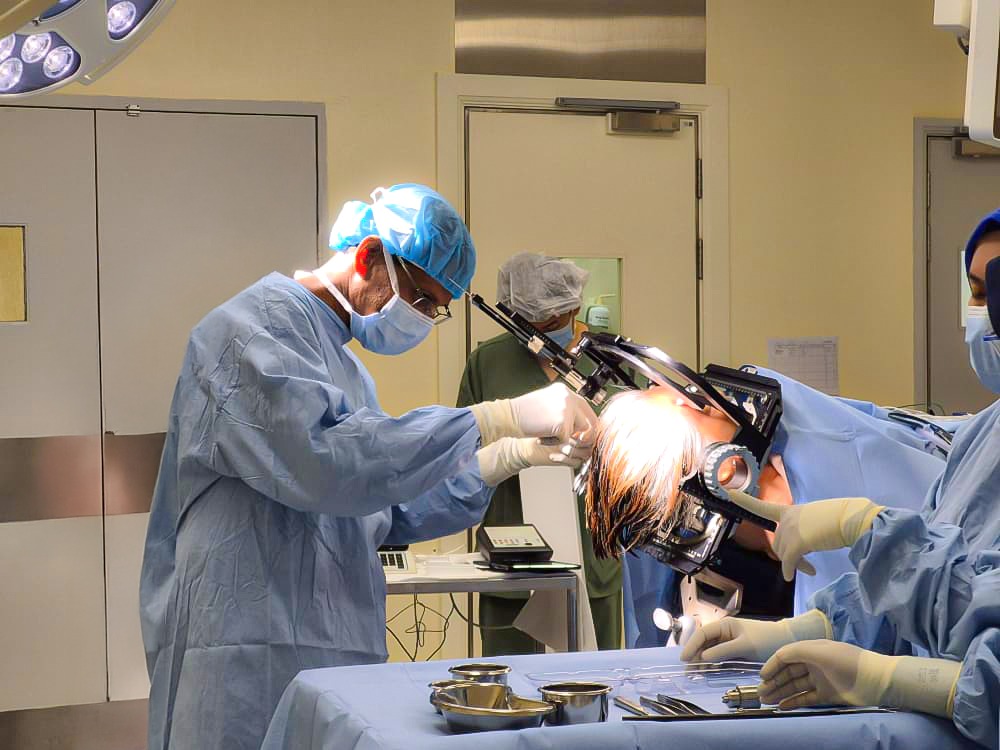 Subang Jaya Medical Centre (SJMC) medical team marking the hospital’s first successful DBS surgery.